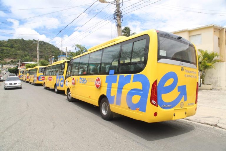 TRAE llegará a San Juan y Barahona para dar trasporte gratis y seguro a estudiantes 
