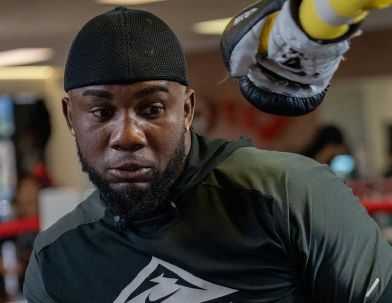 CMB declaró campeón absoluto al dominicano Carlos “Caballo Bronco” Adames