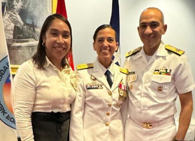 Histórico cambio de mando en la Fuerza Conjunta Interagencial Sur (JIATF-S): la almirante Jo-Ann Burdian asume el liderazgo.