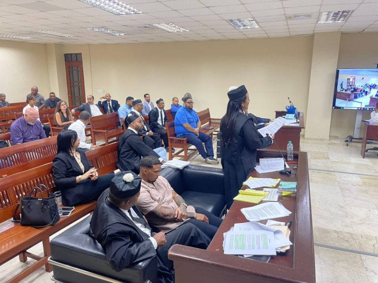 Fiscales piden 5 años prisión contra Wander Franco y otros 10 para la madre de la menor