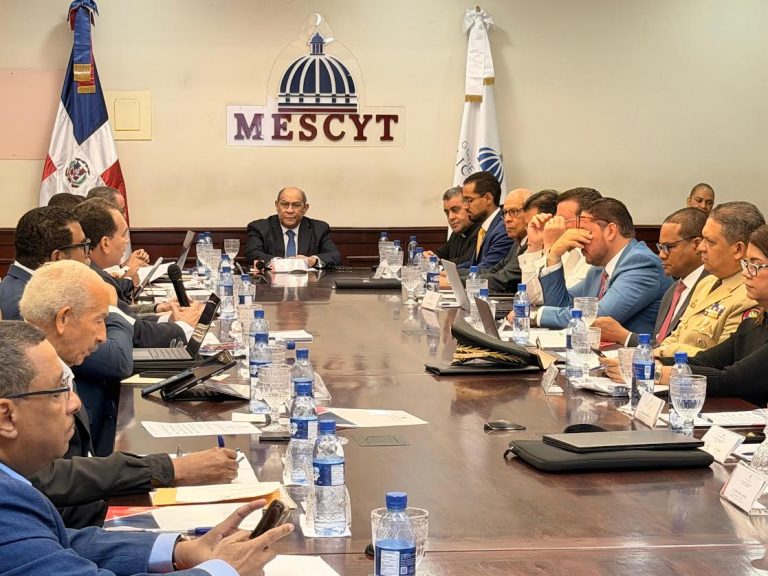CONESCyT aprueba reforma educativa y nuevas ofertas académicas en República Dominicana