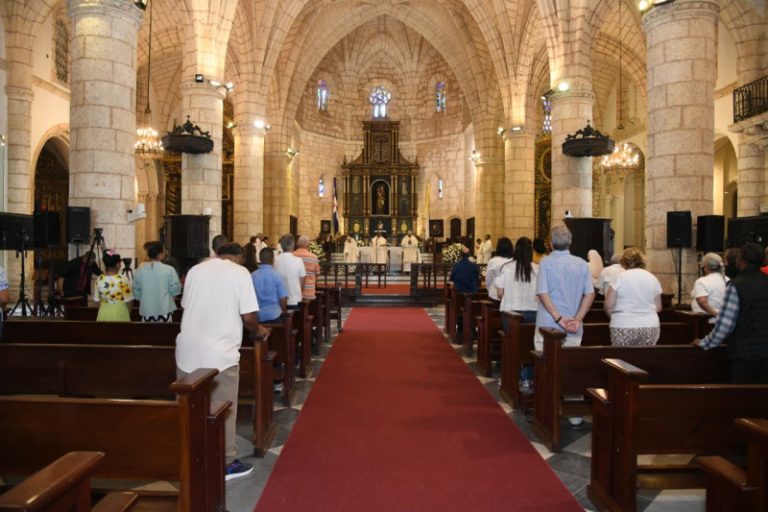 En celebración de Corpus Christi la Iglesia pide crear estrategias para disminuir la violencia