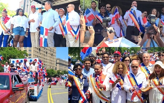 Miles participan en el desfile dominicano del Bonx, N. York